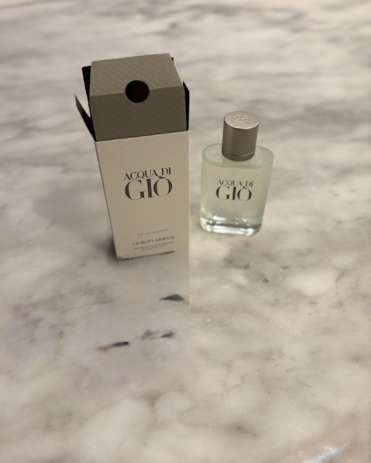 Acqua di Gio Giorgio Armani para Hombres